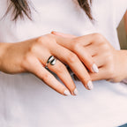 Twist Ring gold ring for women detail view