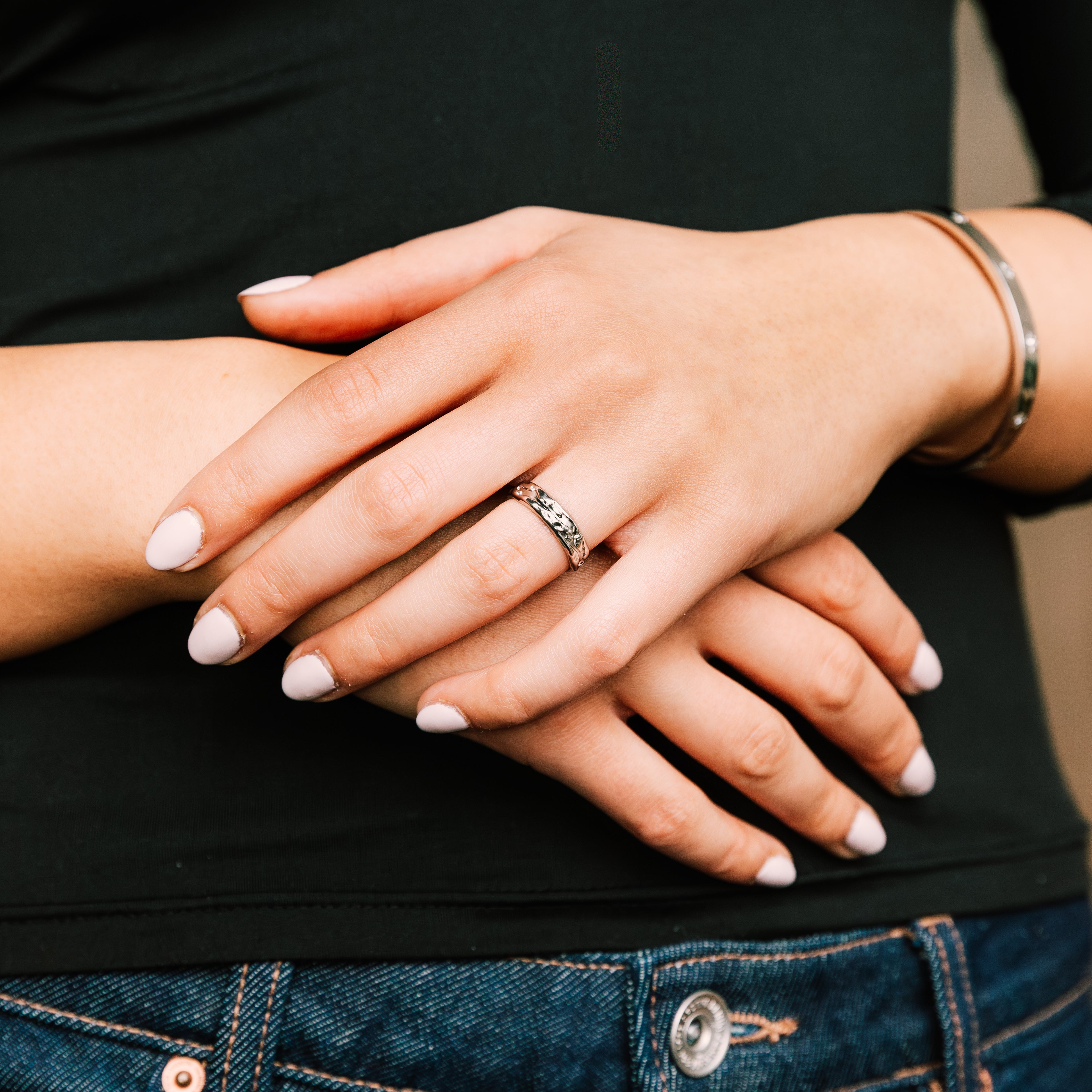 Ripple Ring gold ring for women detail view