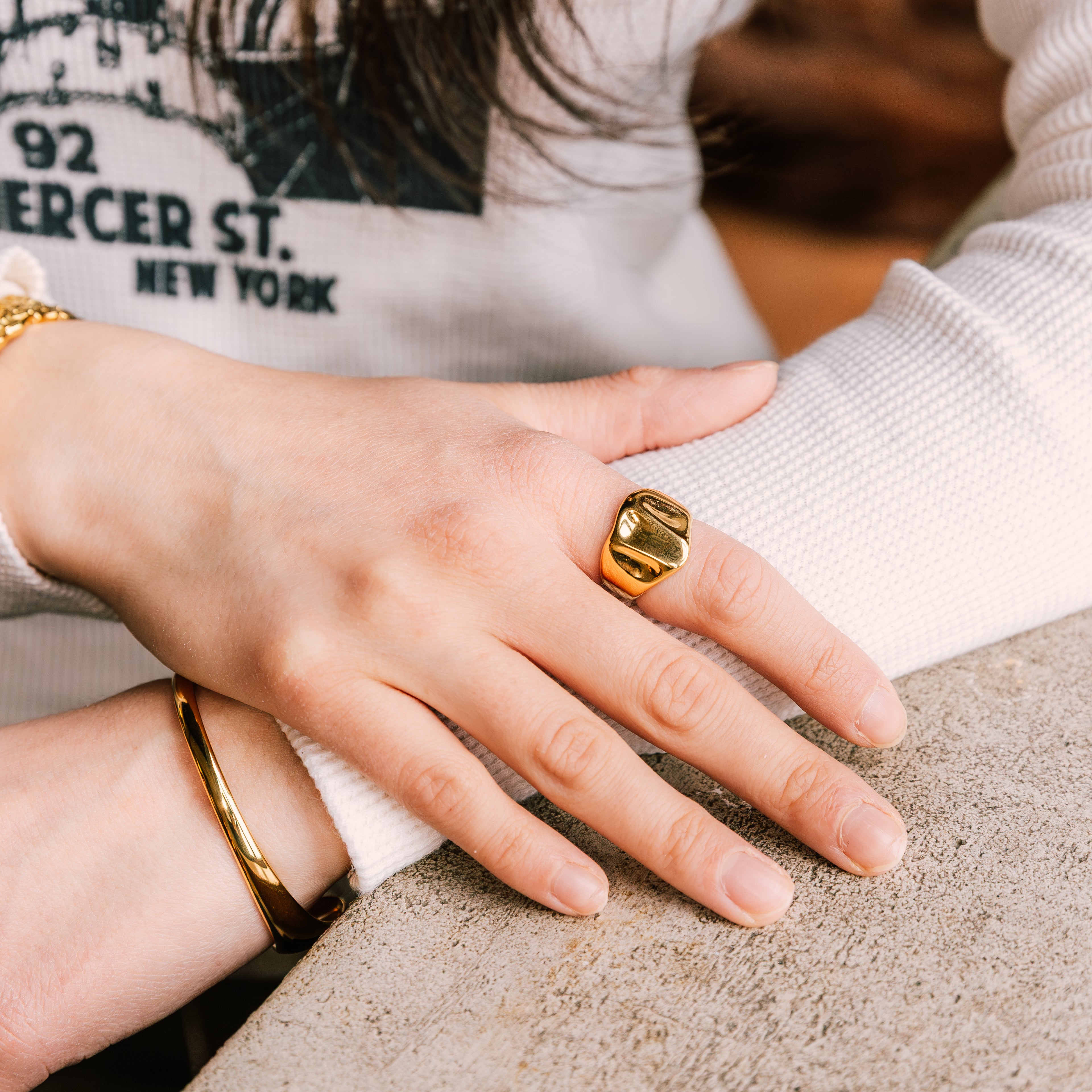 Épure Ring gold ring for women on white background