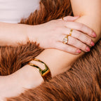 White Clair Ring gold ring for women detail view