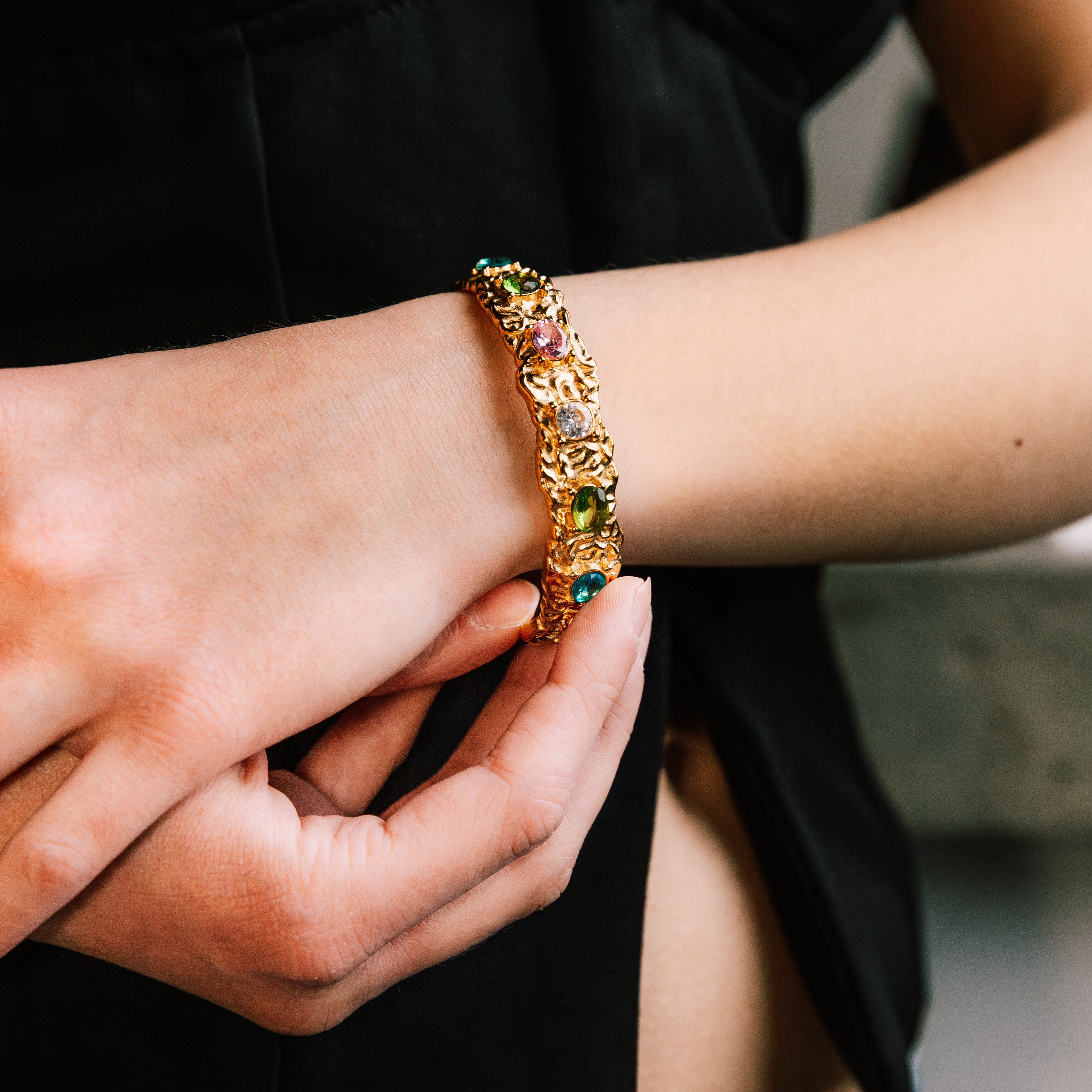 Prism Mosaic Cuff gold bracelet for women close-up